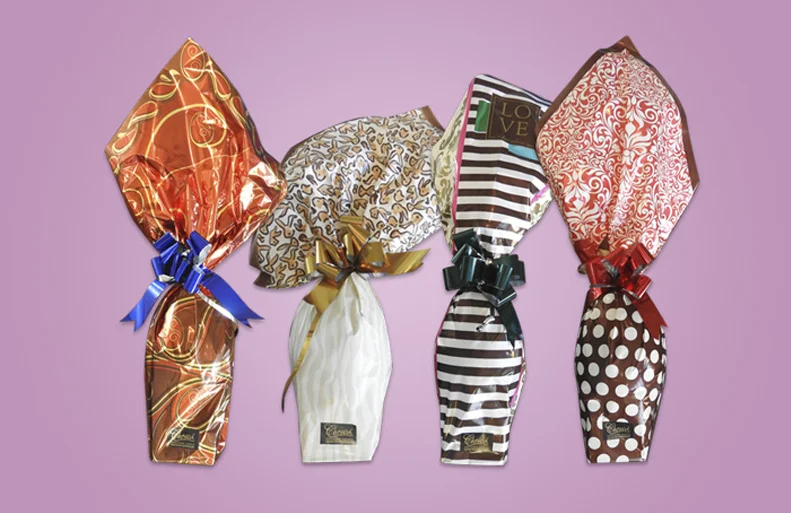 Chocolates Chesoa presentados en huevos de pascua y figuras.